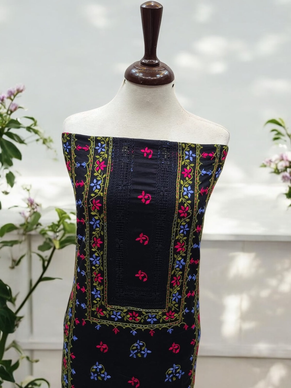 Tarkashi Applique Style 2pc Ice blue with hot pink
