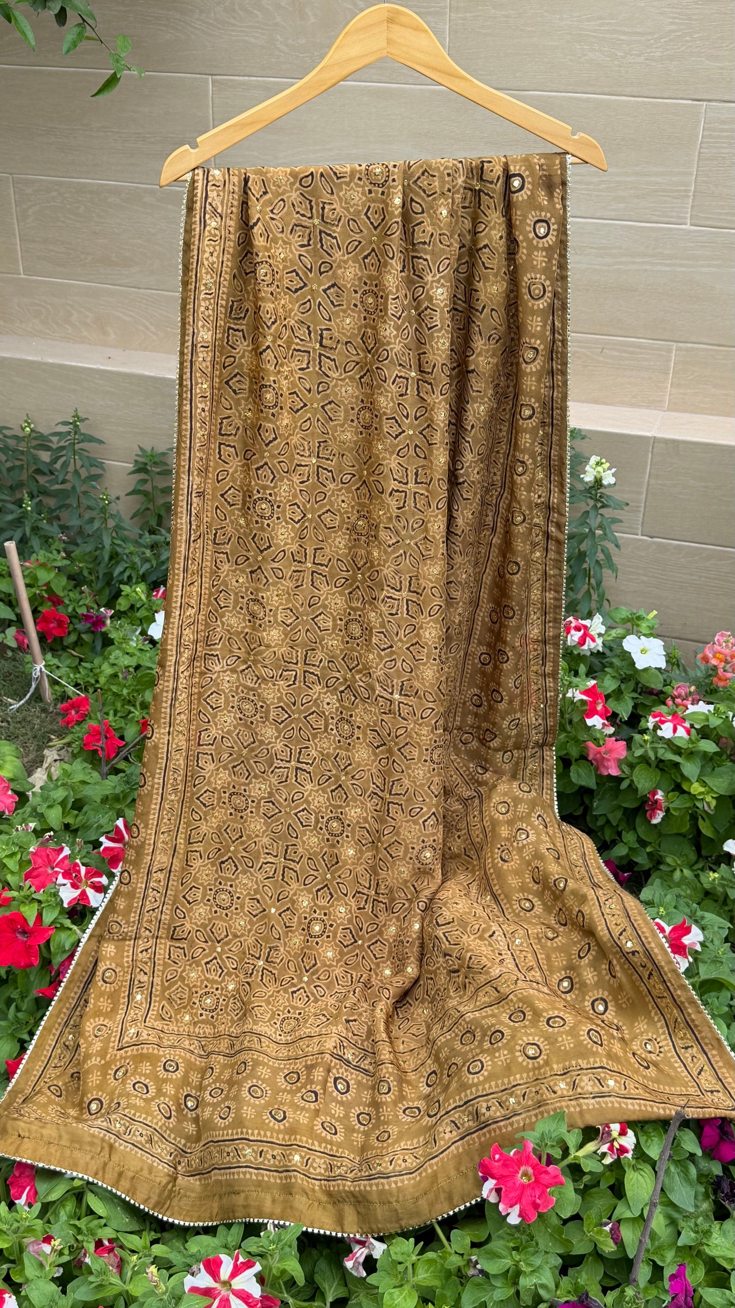 Medium silk Dupatta with Mukesh