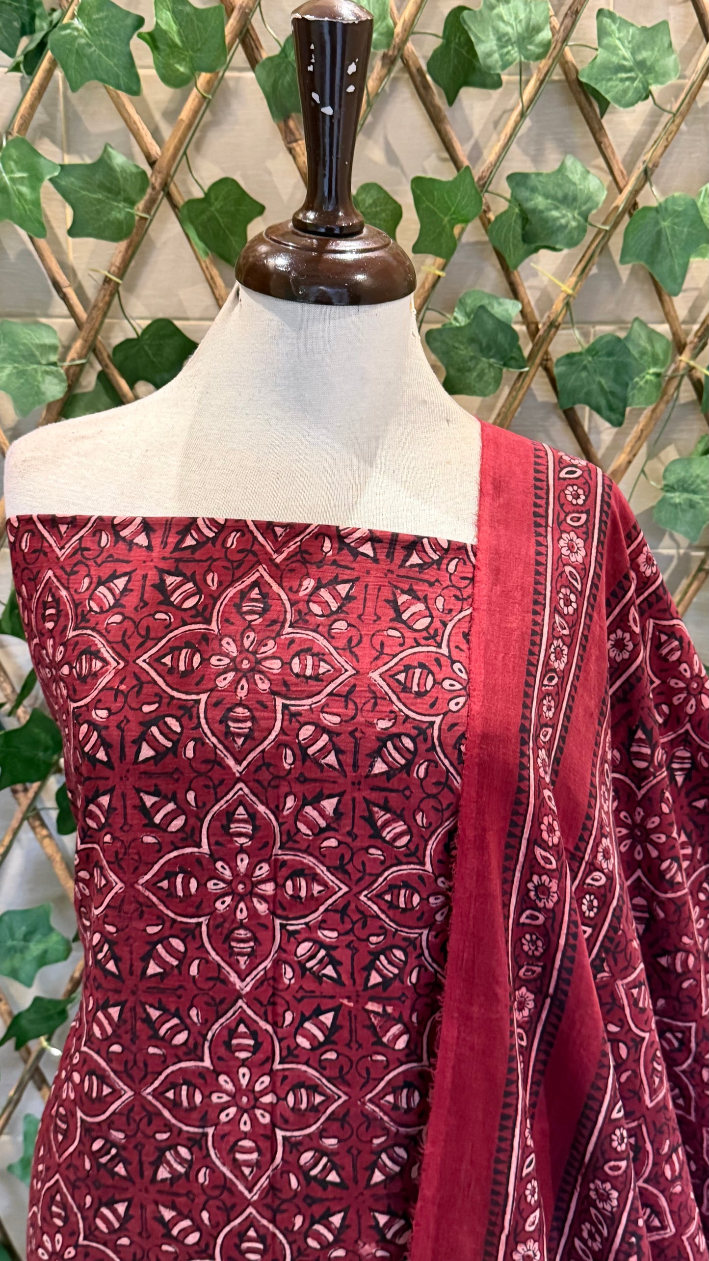 Lawn Natural dyed Shirt and dupatta