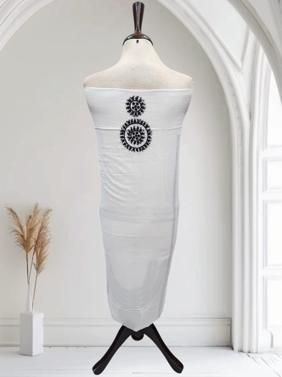 Best selling shirt for mirrors lover lawn hand embroidered shirt