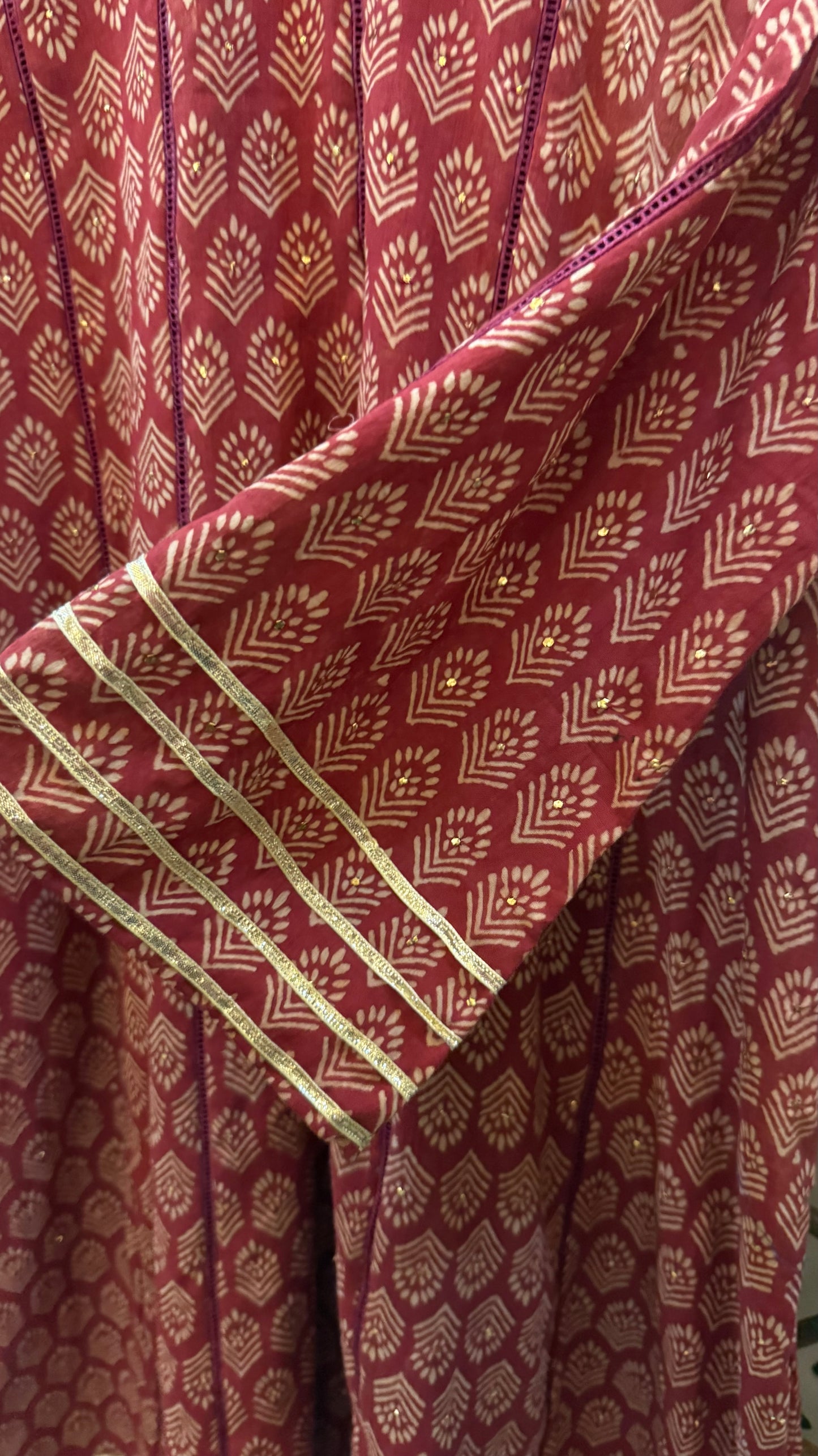 Medium Size Long dress lawn
