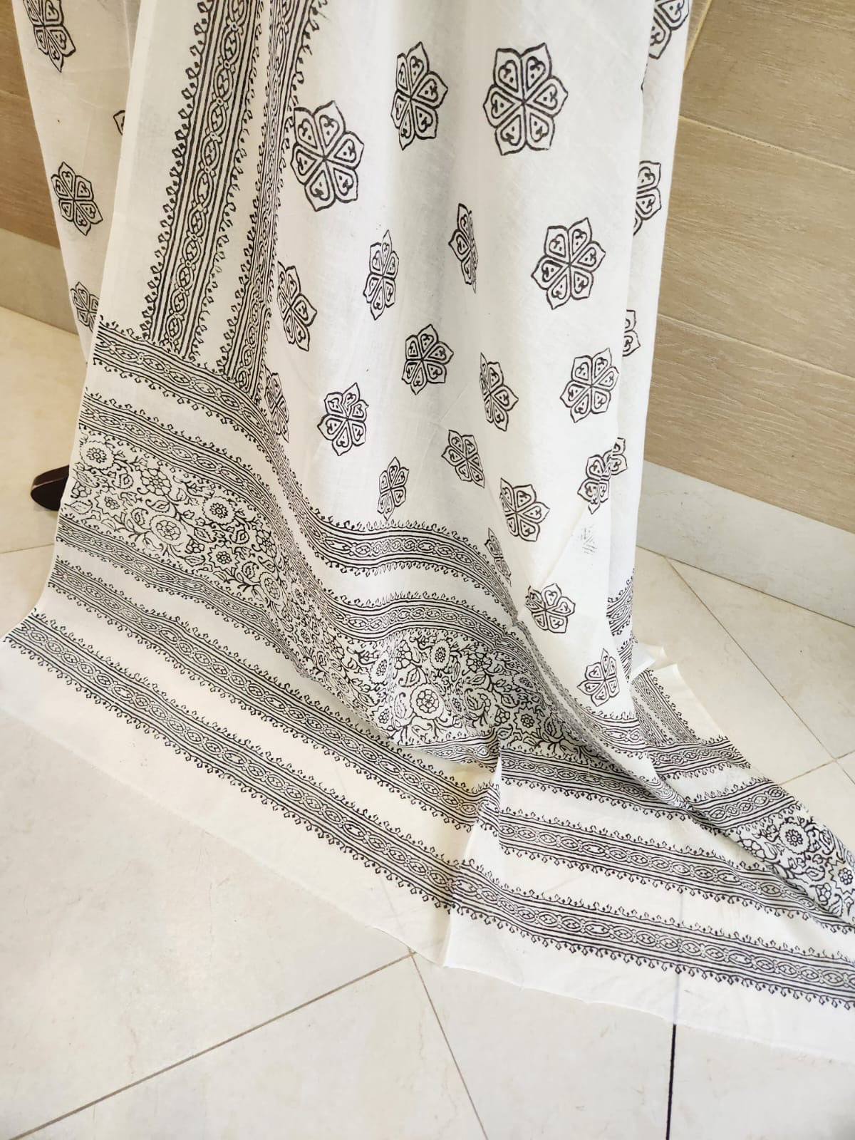 White & black lawn Block print 2pc (advance payment)