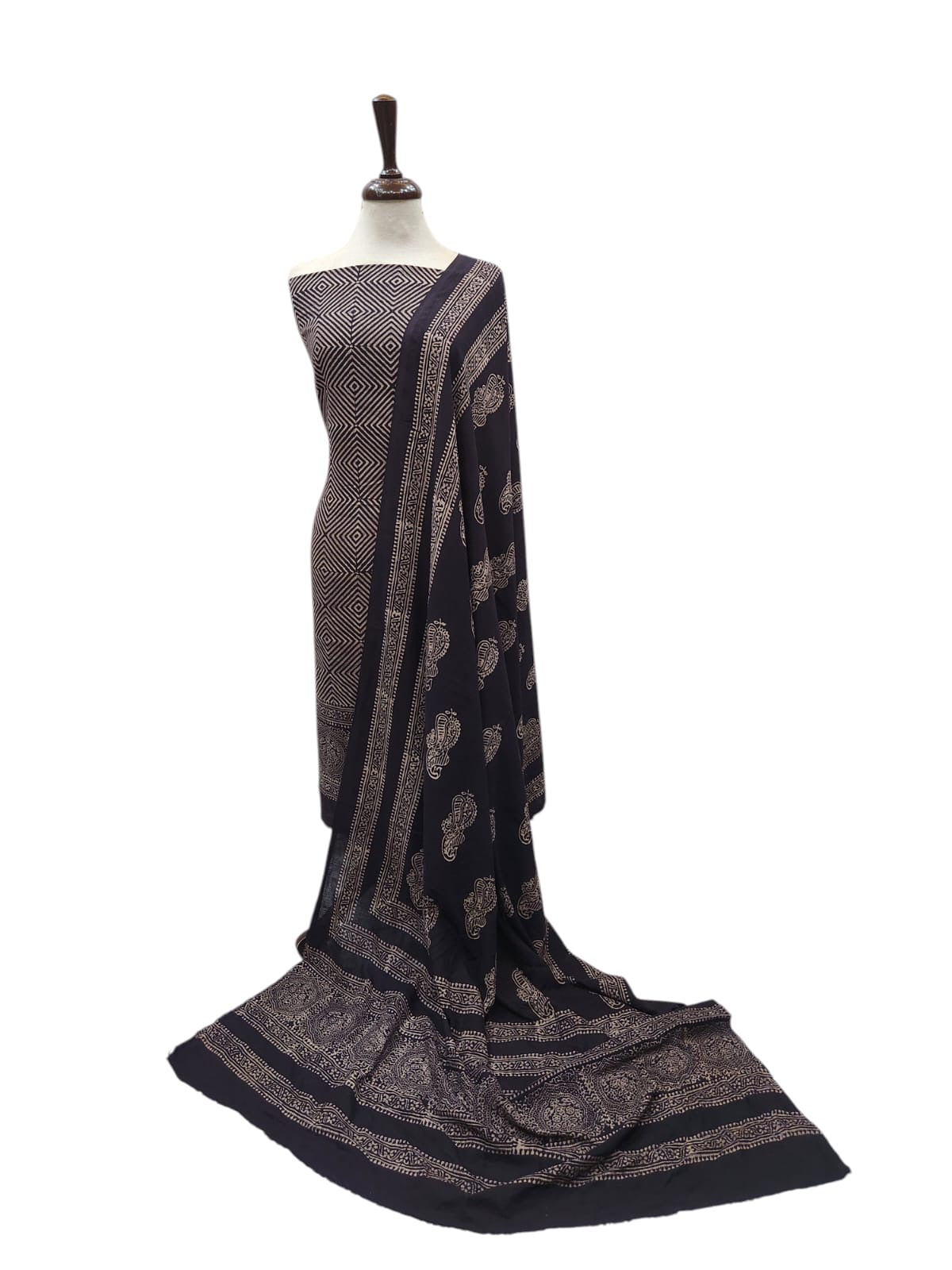 Black & beige geometric design lawn 2pc