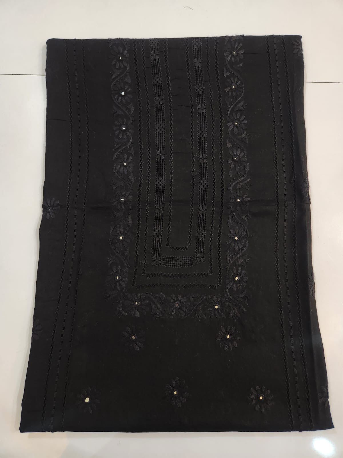 Black beauty Tarkashi lawn shirt