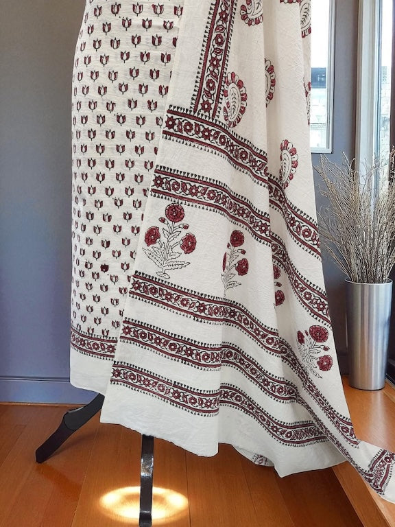 Block Print lawn 2pc Maroon black