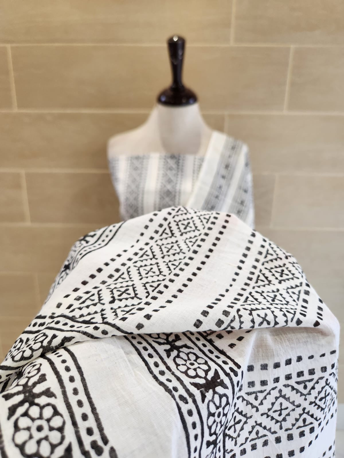 White & black block print 2pc (advance payment)