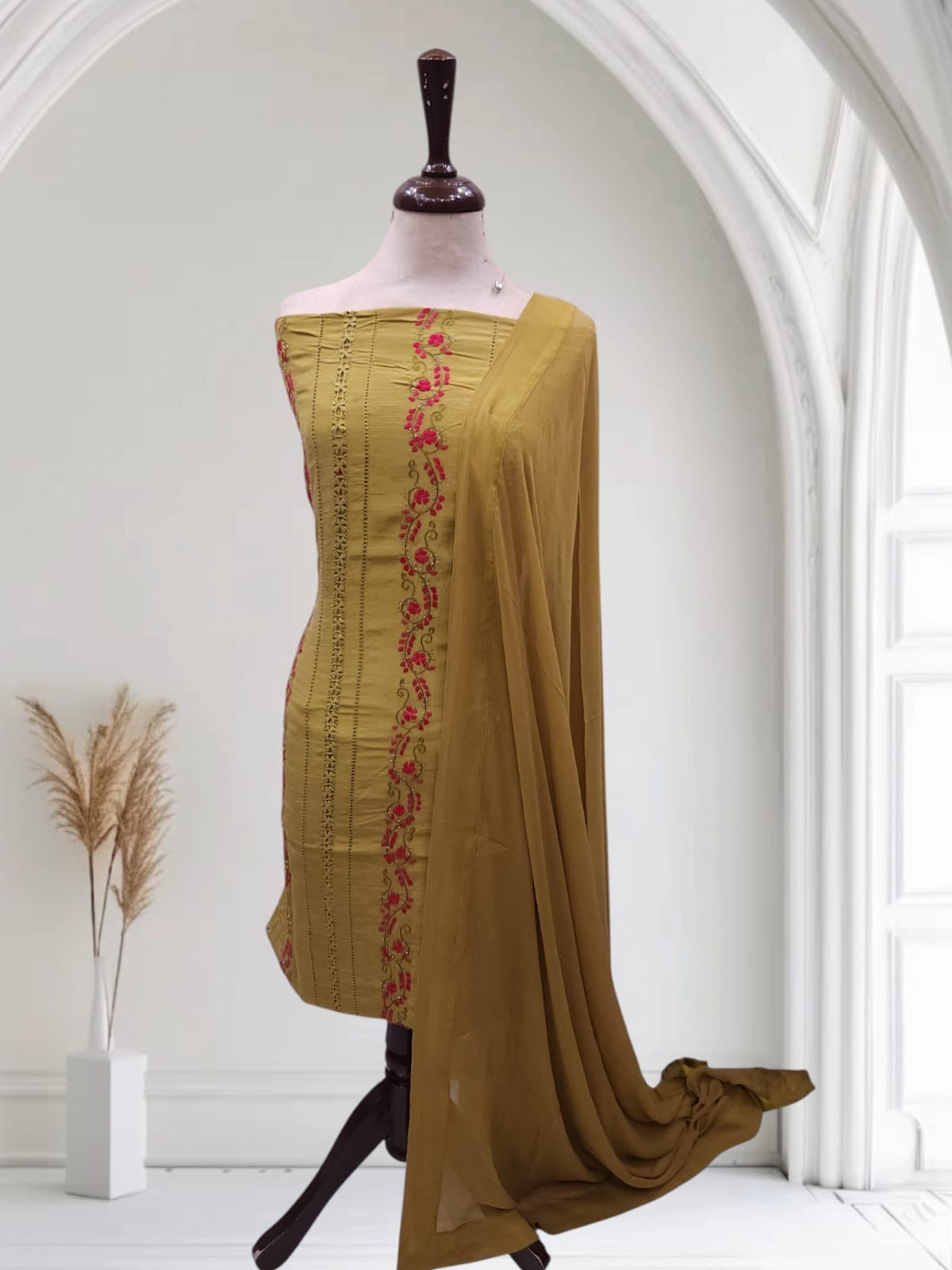 Raw silk Fresh Olive 🫒 shade 2pc