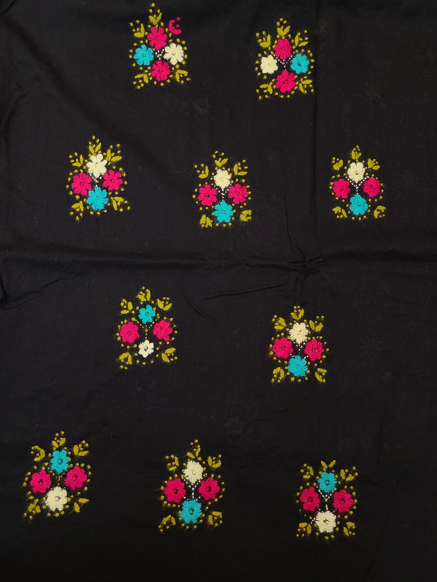 Chatai چٹائی Embroidered 2pc