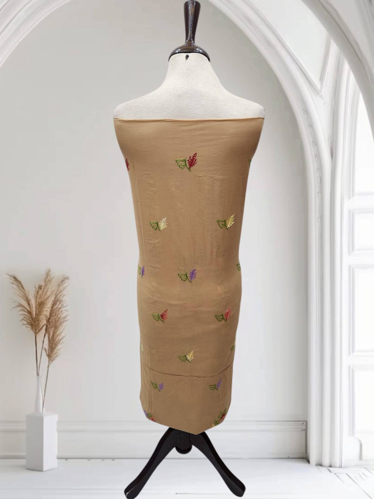 Kashmiri jaal hand embroidered lawn shirt