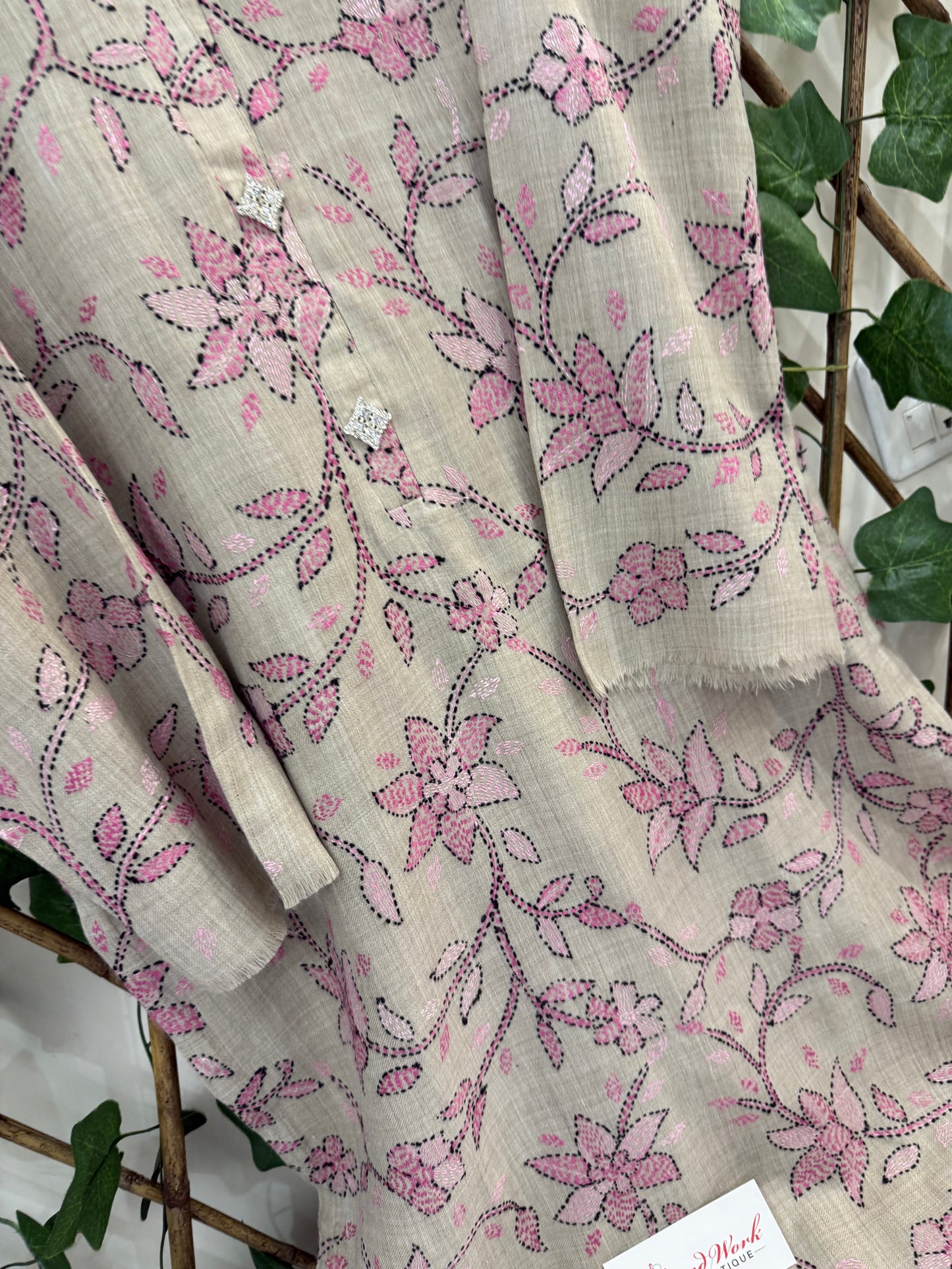 Premier Range Rare combo Pashmina kantha kurta Medium