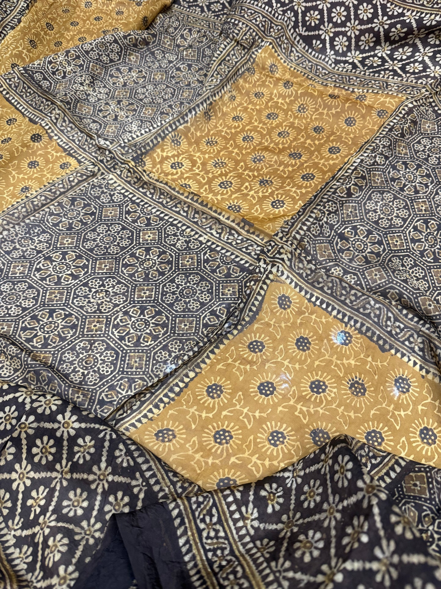 Medium Silk Natural dyed simple Shawl
