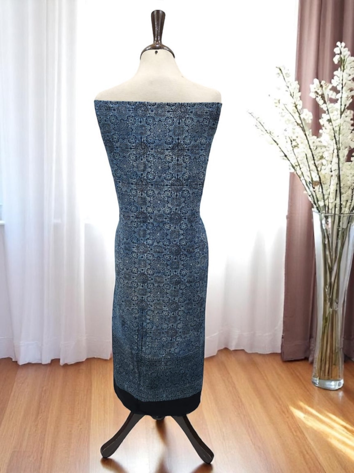 Neckline style Natural Dyed lawn 2pc Ajrak
