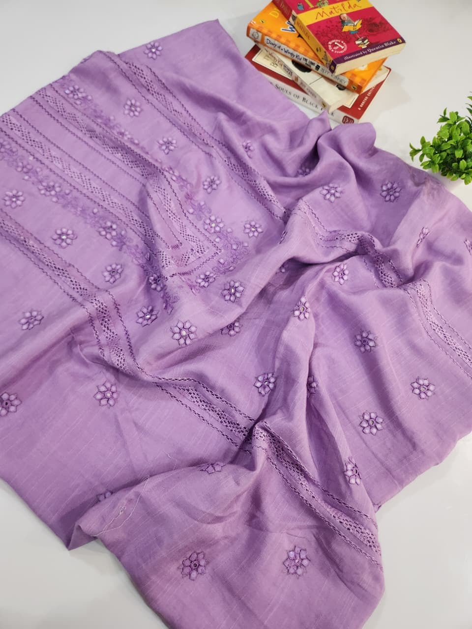 Premium Raw Tarkashi with patti work