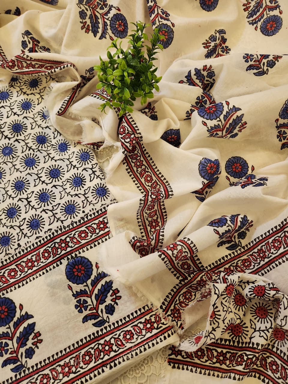 Boutique Special Lawn Block print 2pc (advance payment)