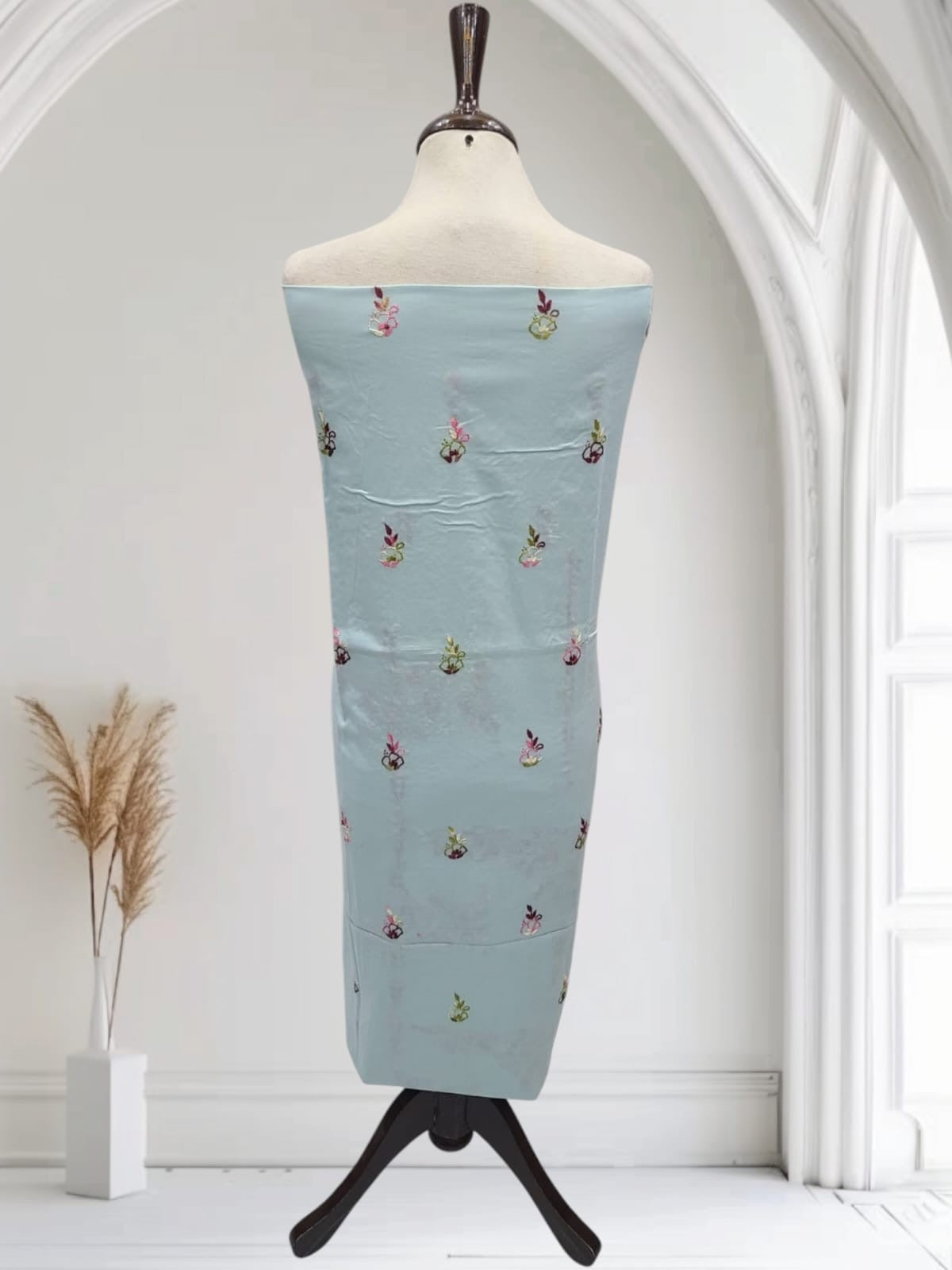 Made by hand, chosen by heart Lawn Shirt