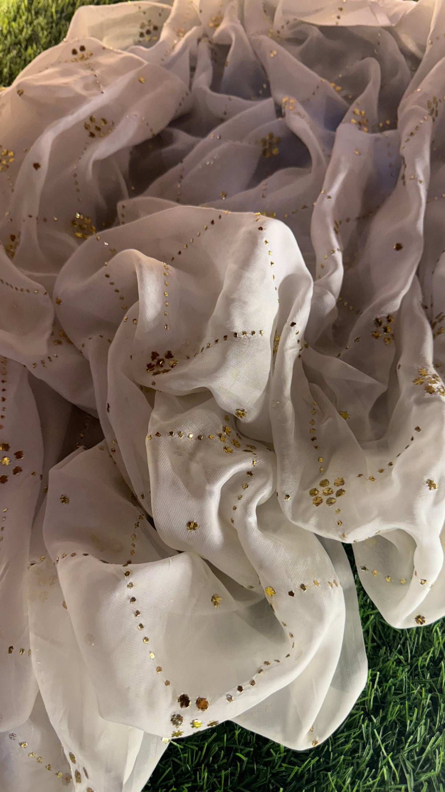 White Gold Mukesh Pure Medium Silk duppatta