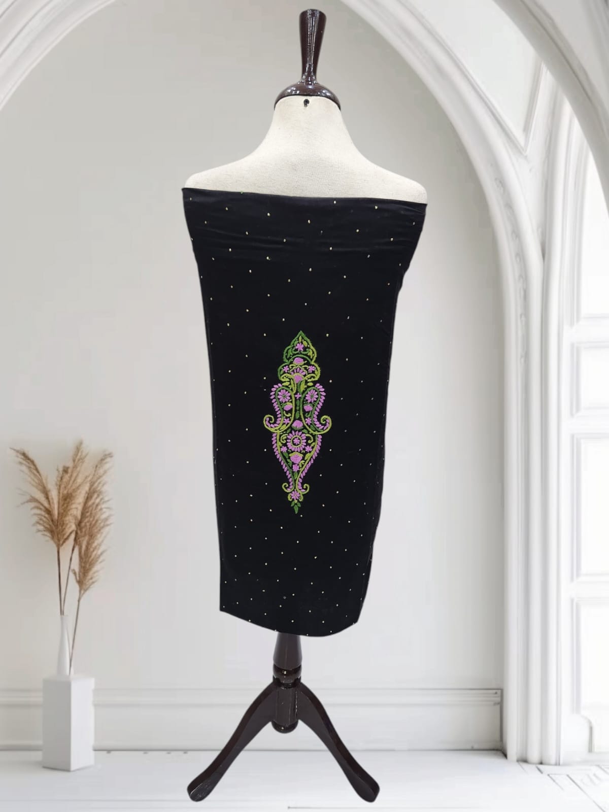 Black Tarkashi Nukesh Lawn Shirt