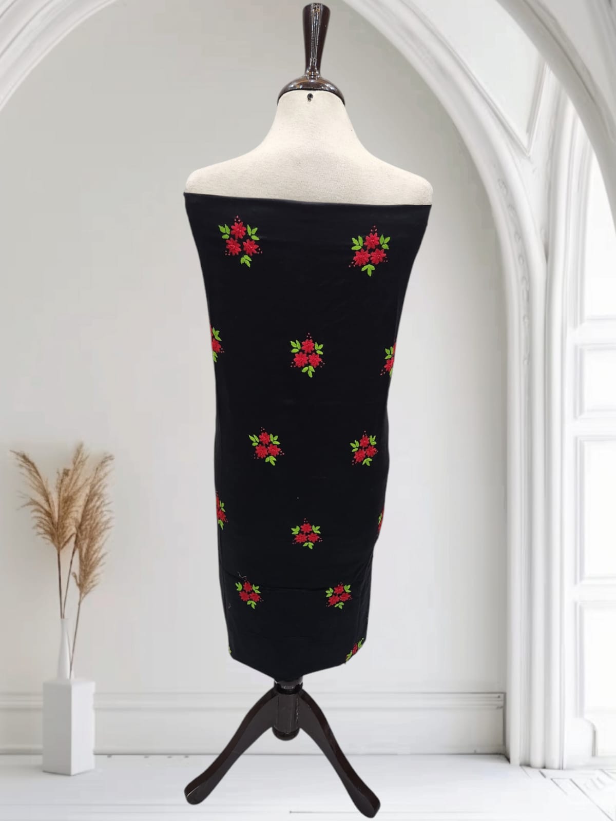 Black Tarkashi Red green