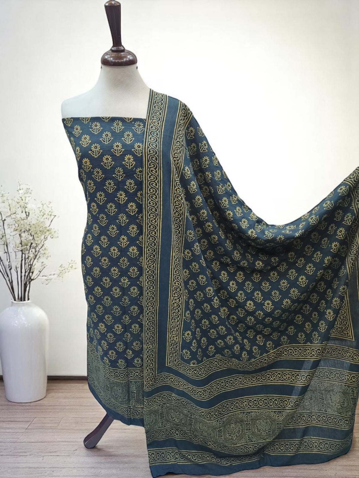 Natural Dyed Lawn 2pc Teal Green