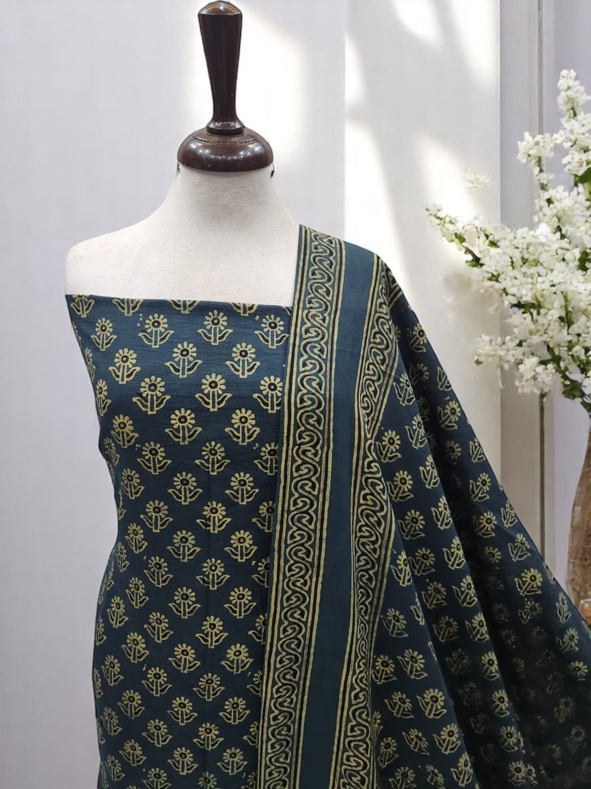 Natural Dyed Lawn 2pc Teal Green