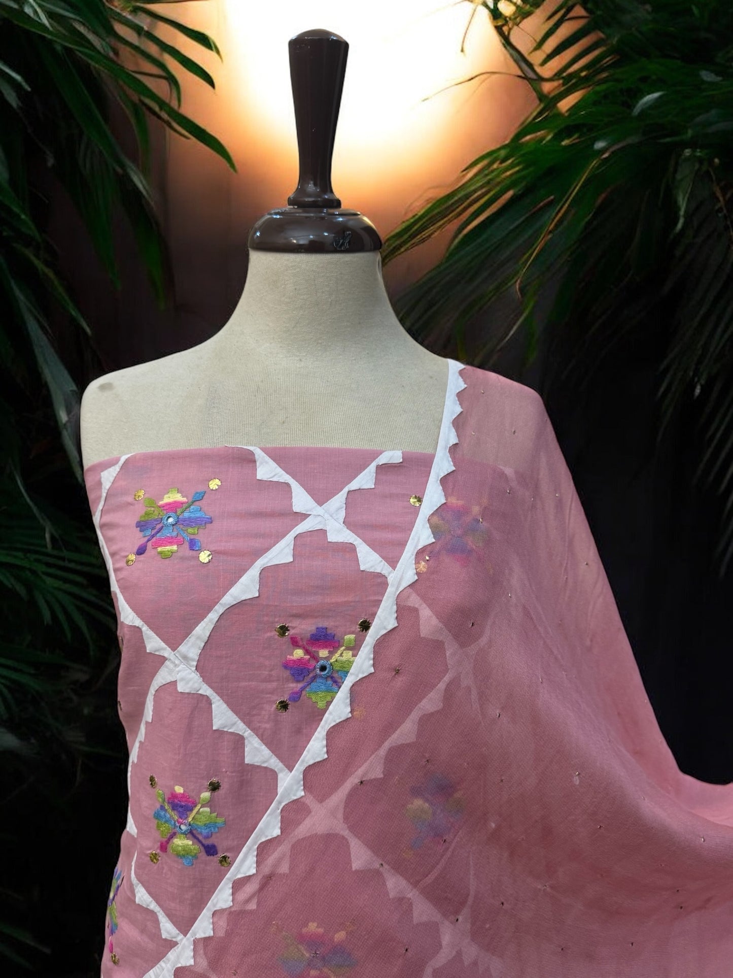 Mukesh Applique 2pc