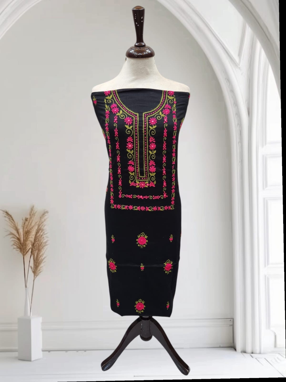 Lawn Hand Embroidered Micro Sheesha Shirt