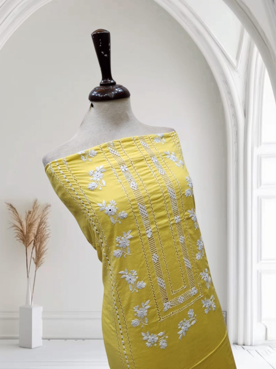 New arrival tarkashi lawn hand embroidered