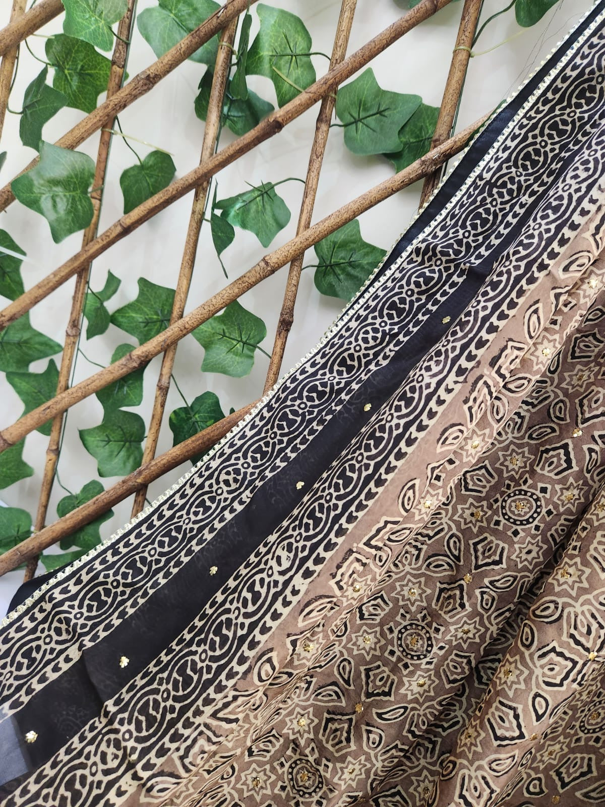 Natural dyed Mukesh silk long dupatta (advance payment)