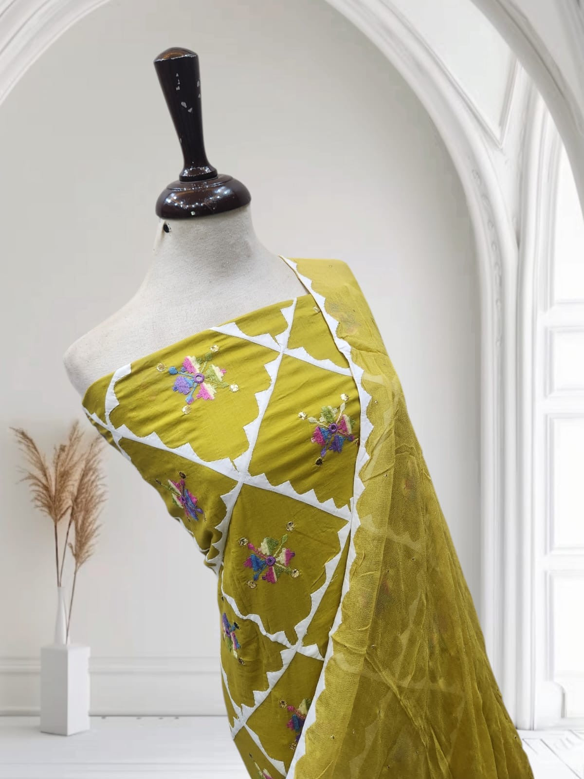 Full Applique Mukesh embroidered lawn shirt with chiffon dupatta