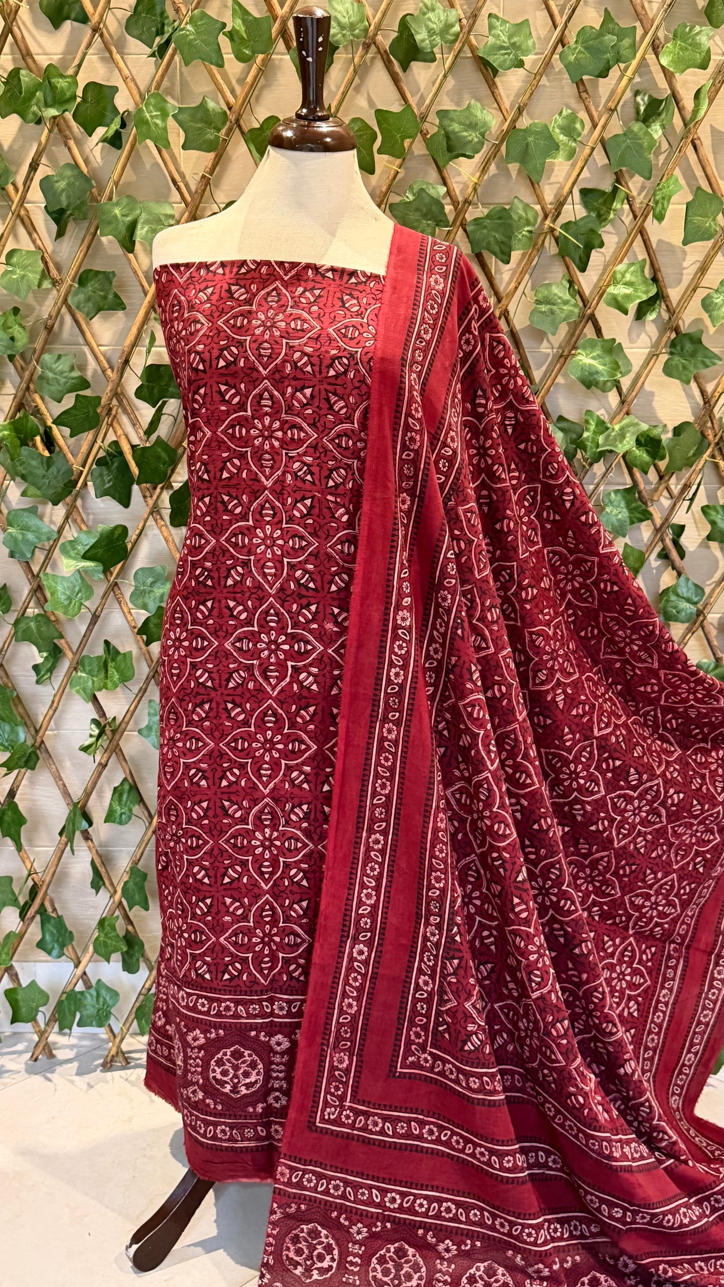 Lawn Natural dyed Shirt and dupatta