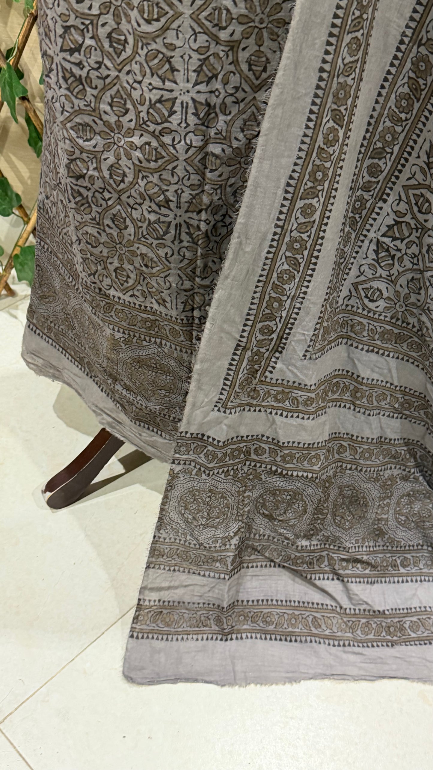 Lawn Natural dyed shirt dupatta
