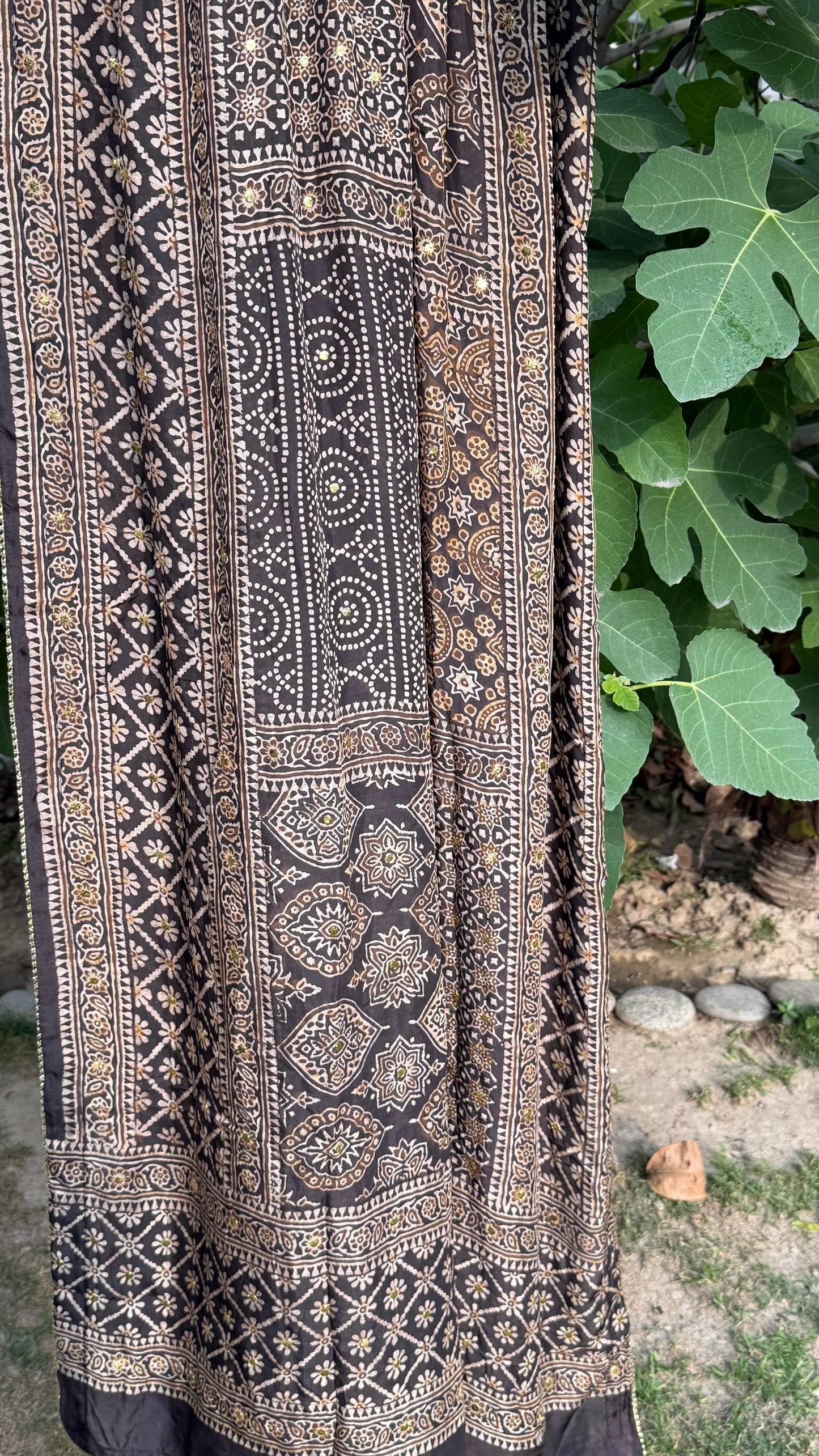 Medium silk dupatta with Mukesh advance payment