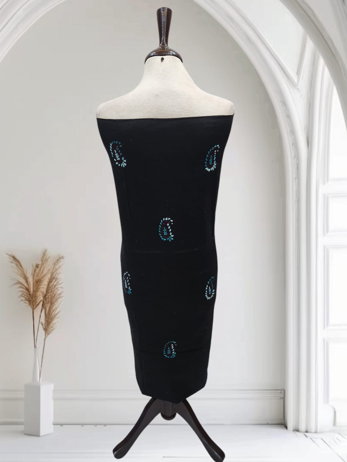 Lawn hand embroidered Jaal shirt