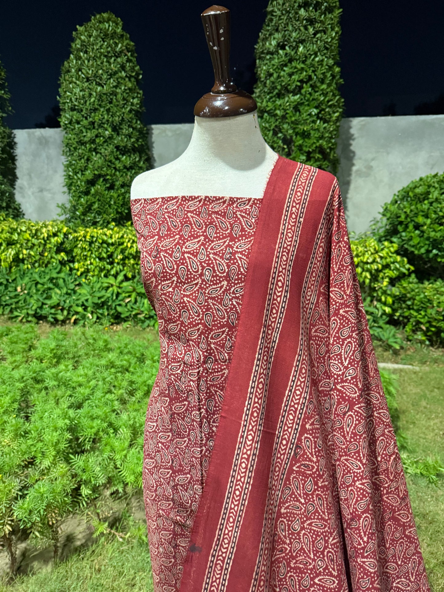 Lawn Natural dyed Shirt and dupatta