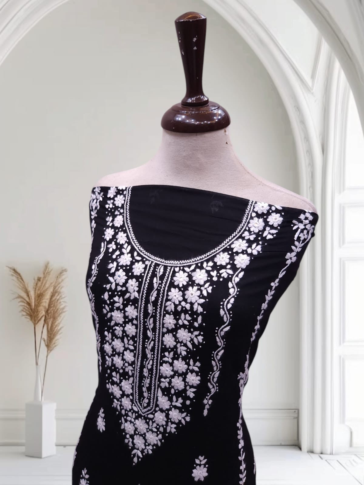 Heavy Embriodered Lawn Shirt black & White