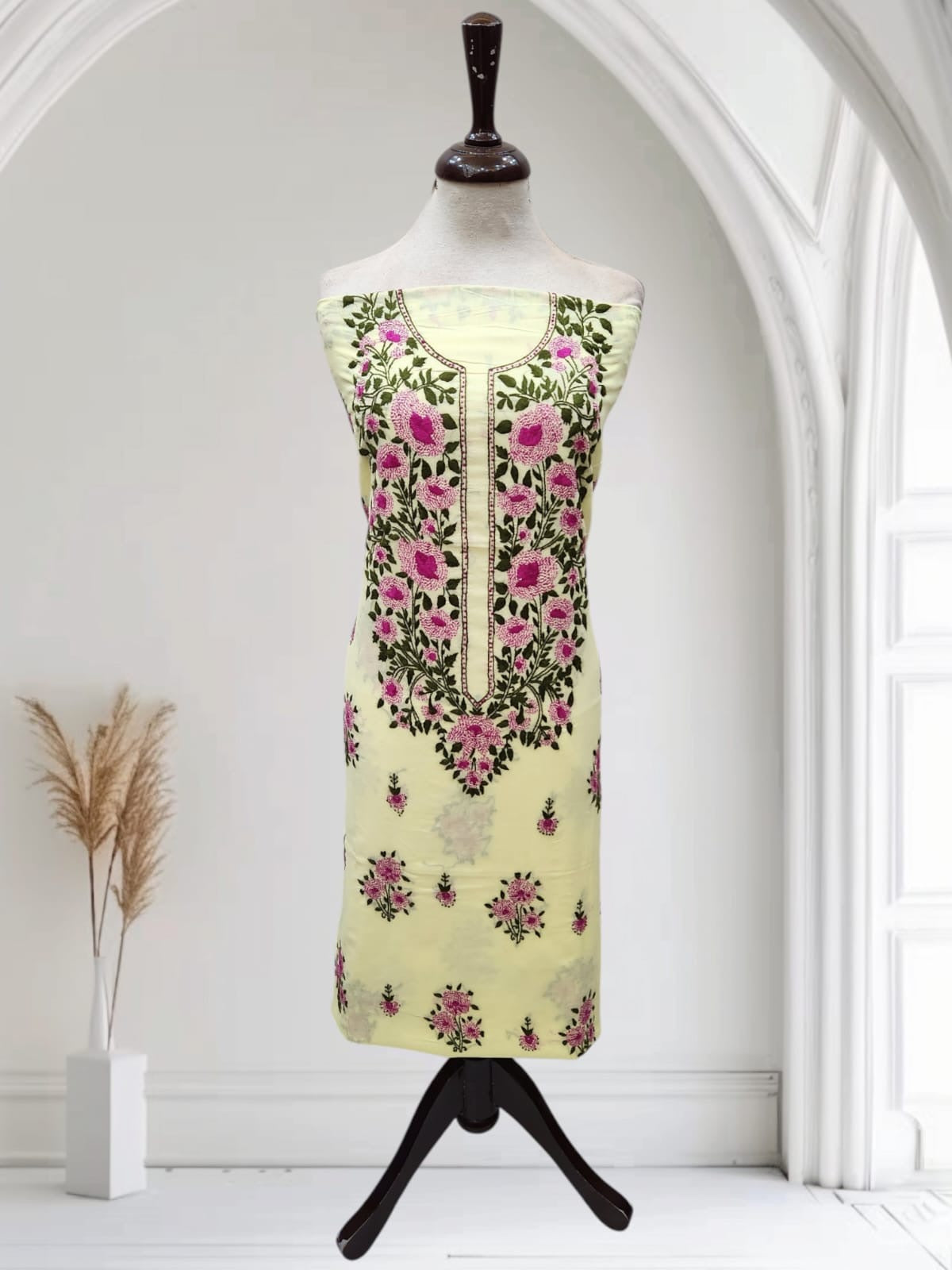 Kanthakari lawn shirt