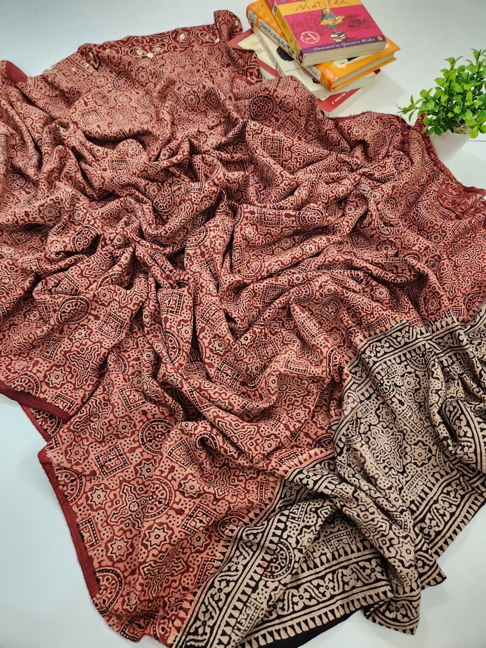 Lawn Natural Dyed Shirt With Adda Work