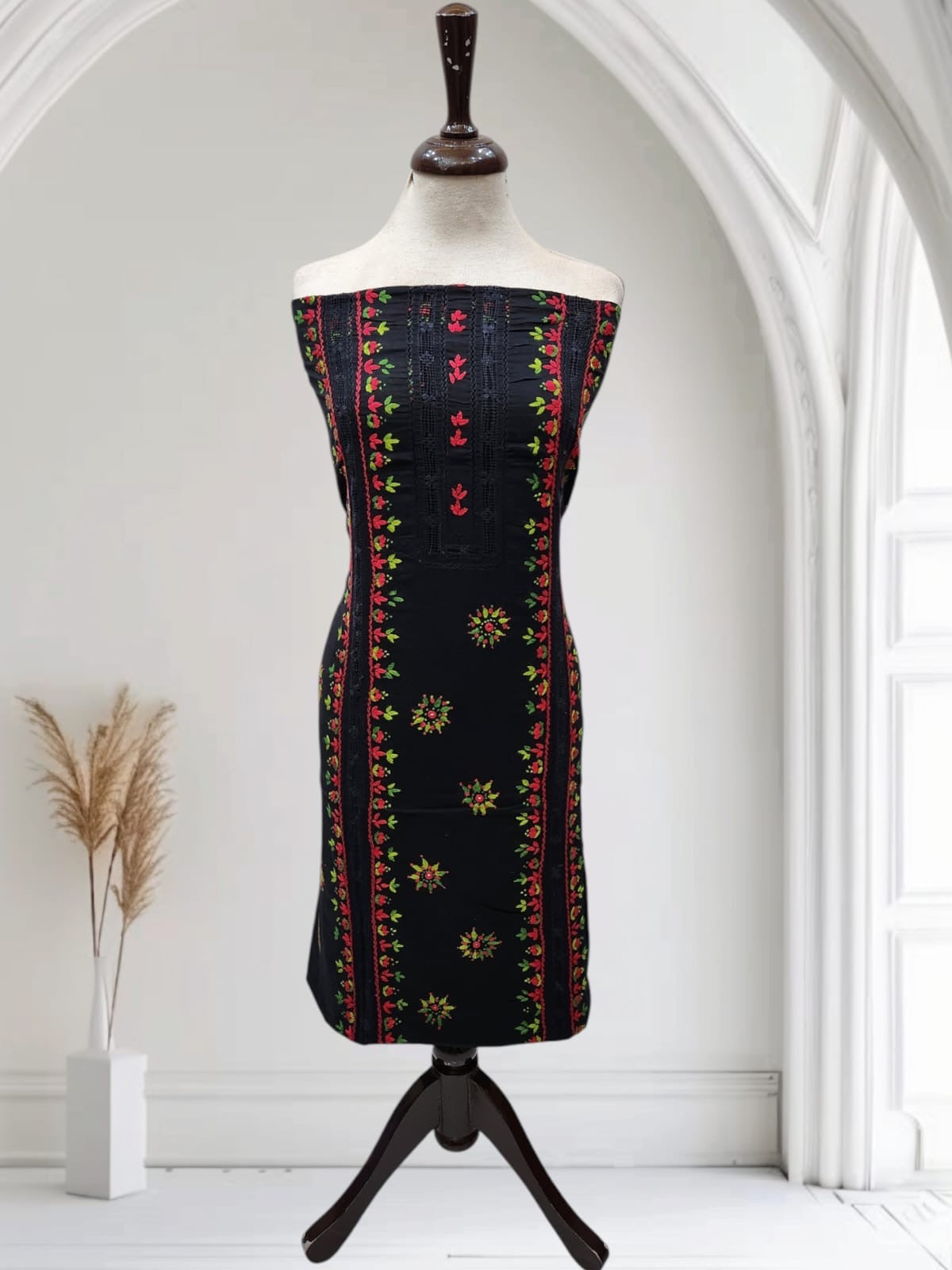 Exclusive Tarkashi lawn shirt