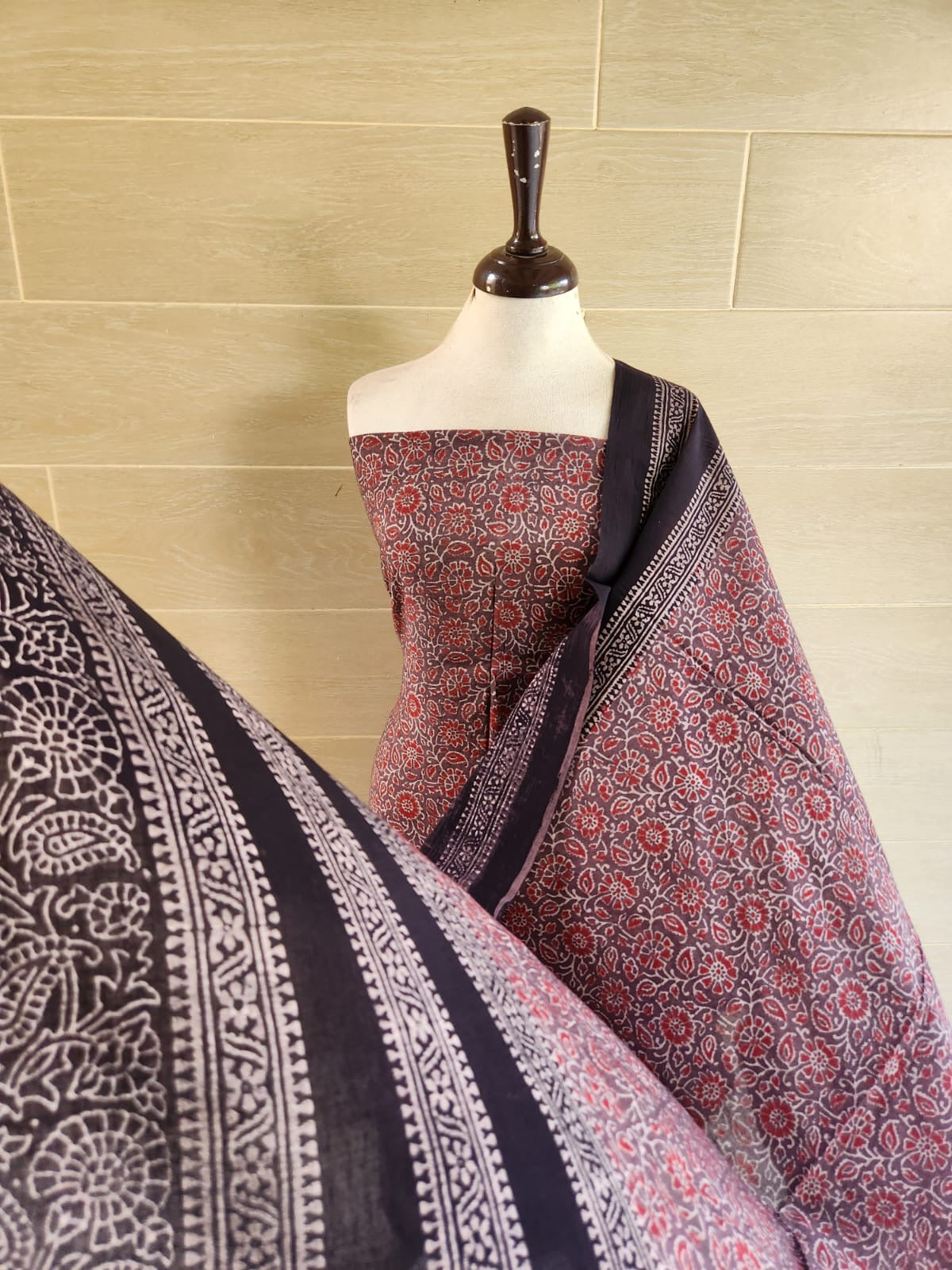 Lawn Natural dyed shirt and dupatta