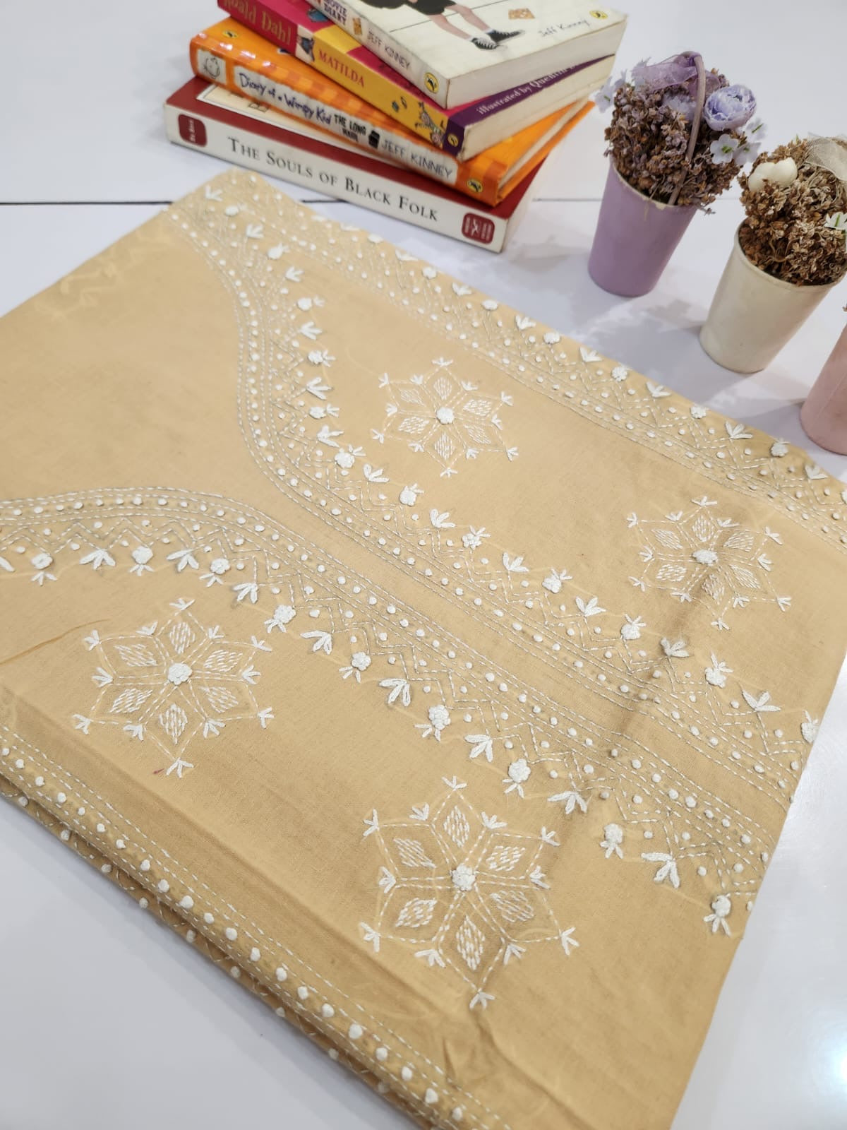 Kanthakari with bor hand embroidered lawn shirt