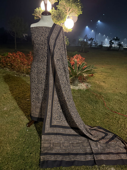 New shade Lawn Natural dyed shirt and Dupatta