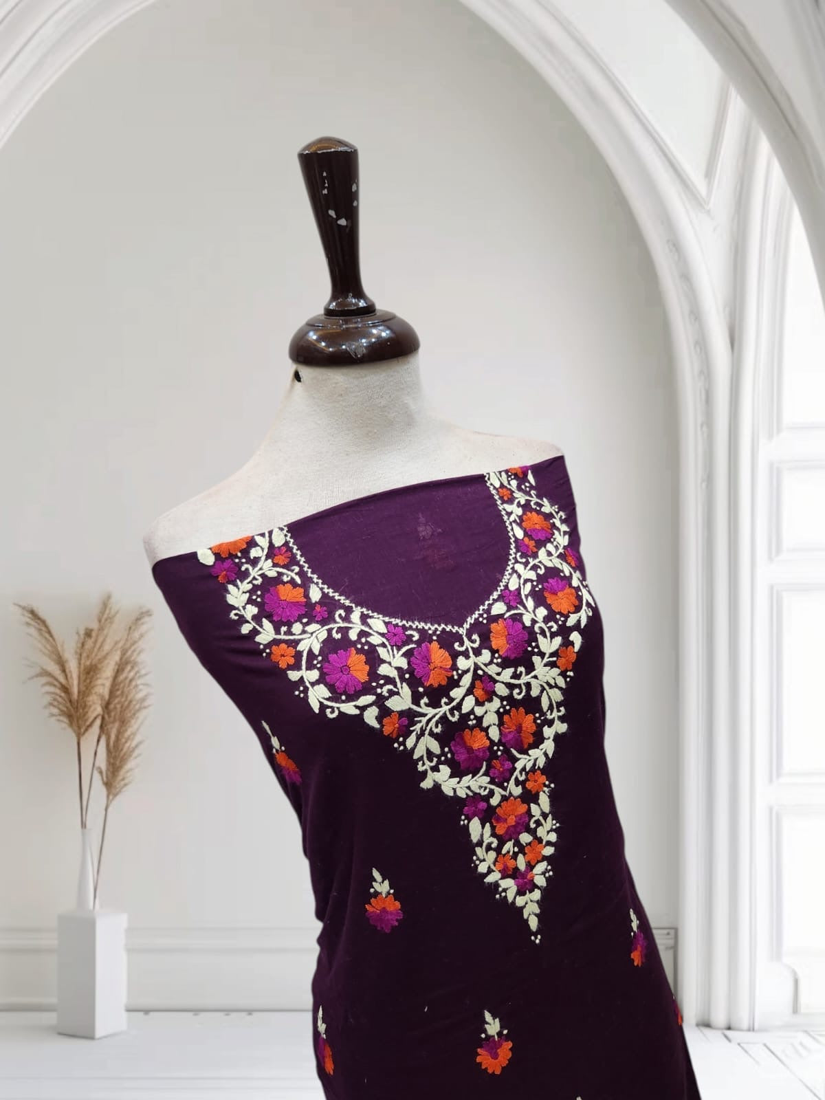 Sasti wali sale lawn Hand embroidered shirt