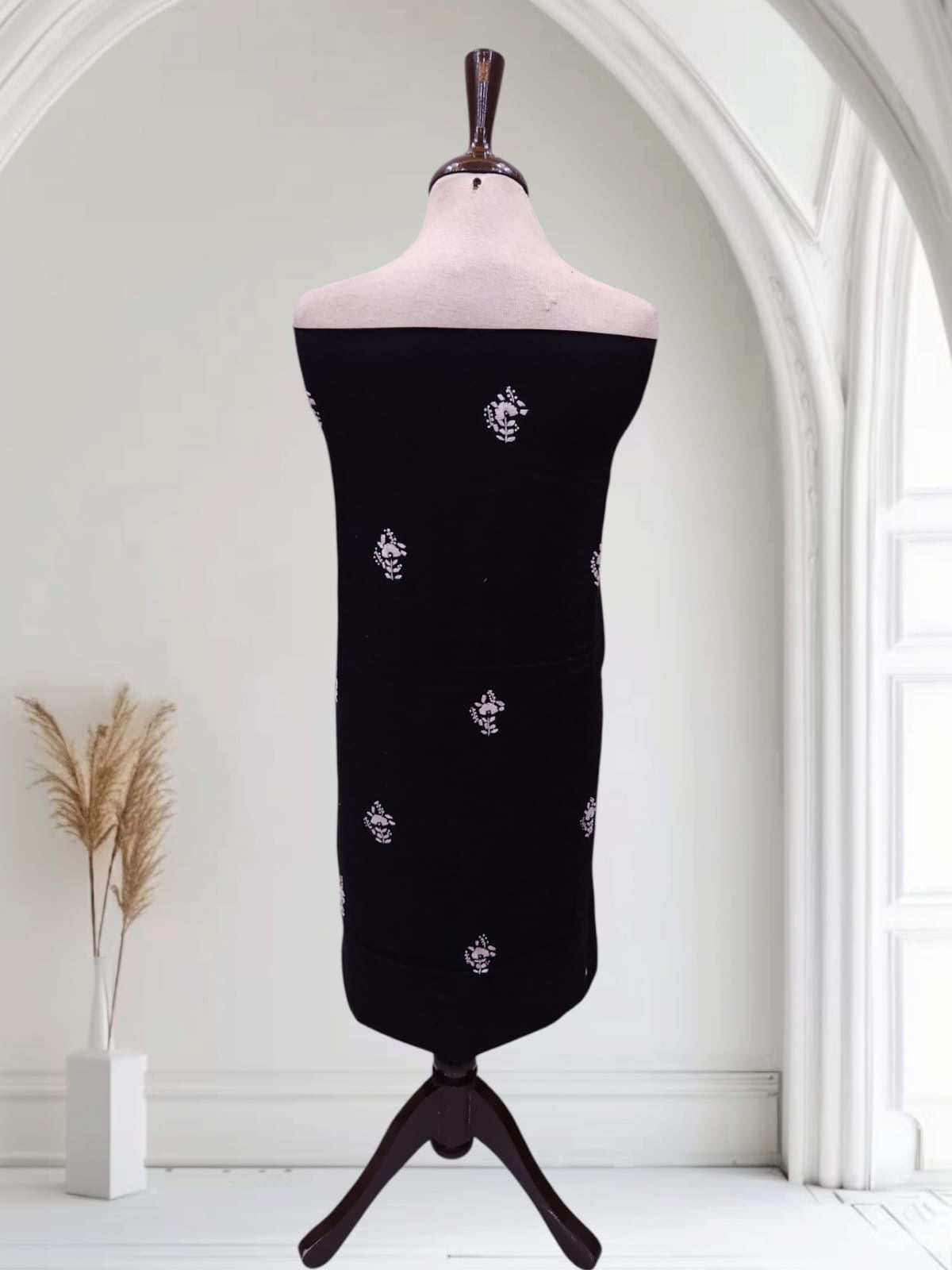 Ek Khaas Shirt Black & White