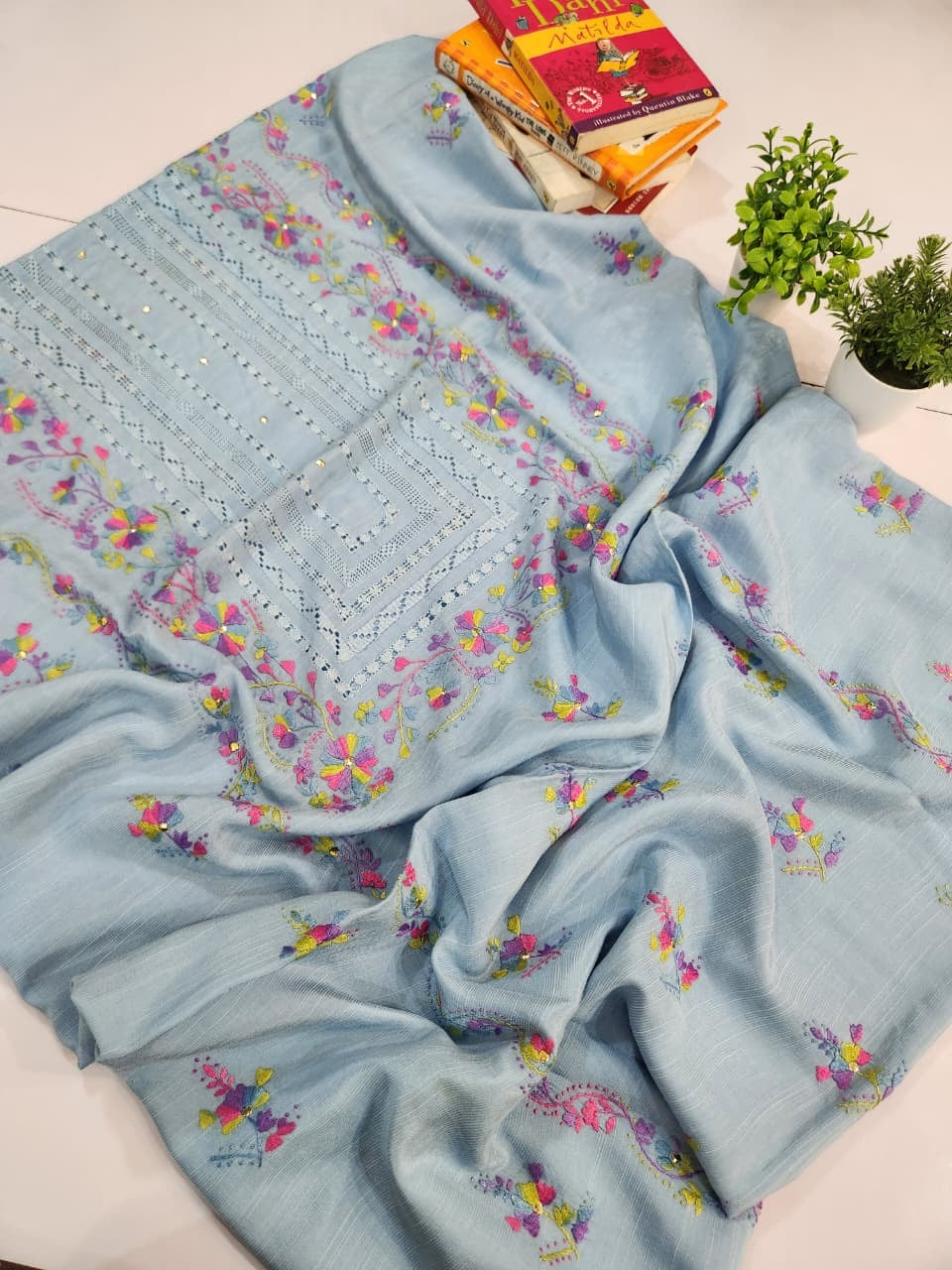 Premium Raw Silk Tarkashi 3pc advance payment