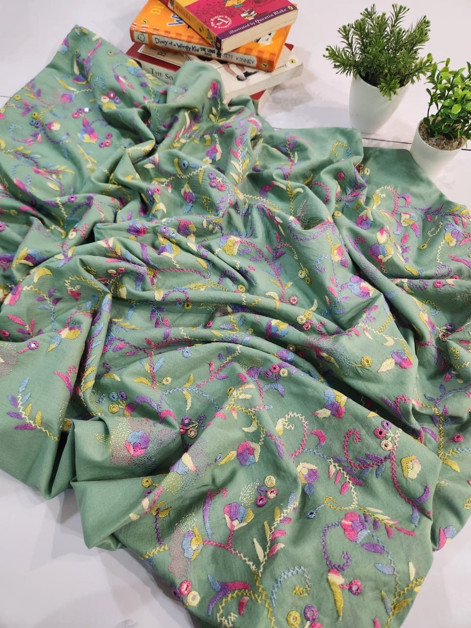 Lawn Kanthakari Shirt