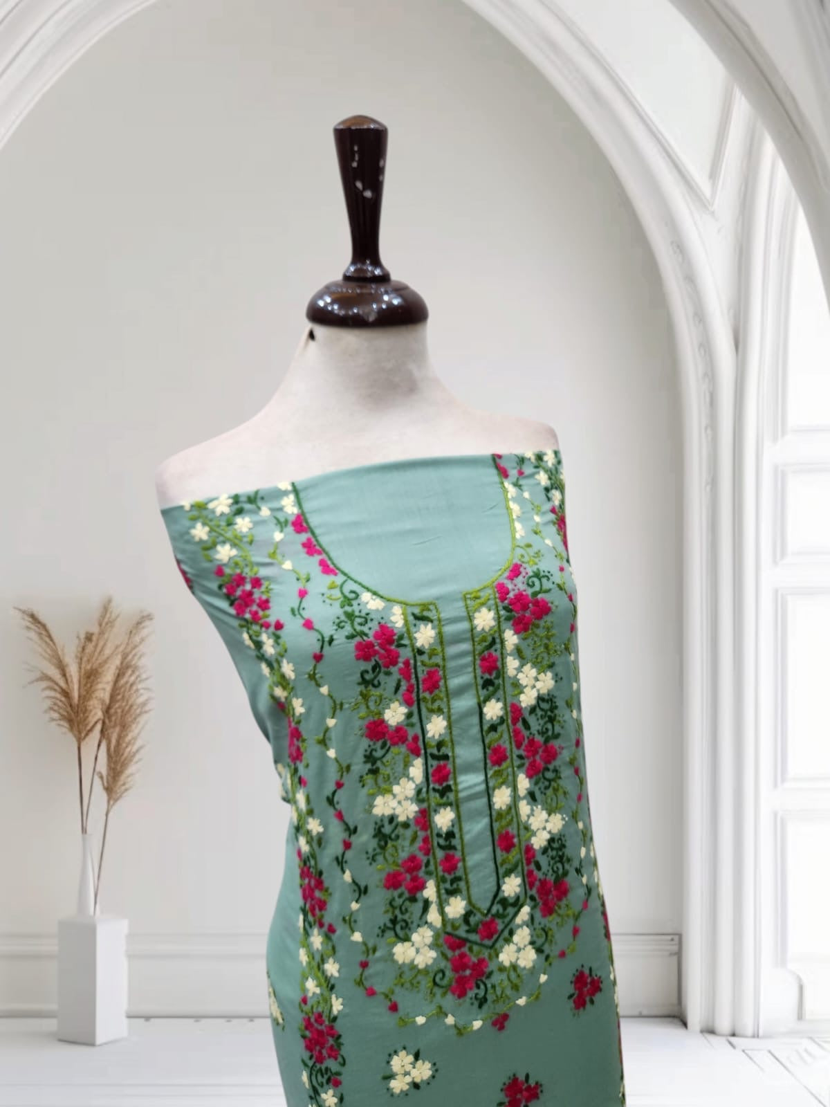 New shade lawn hand Embroidered shirt