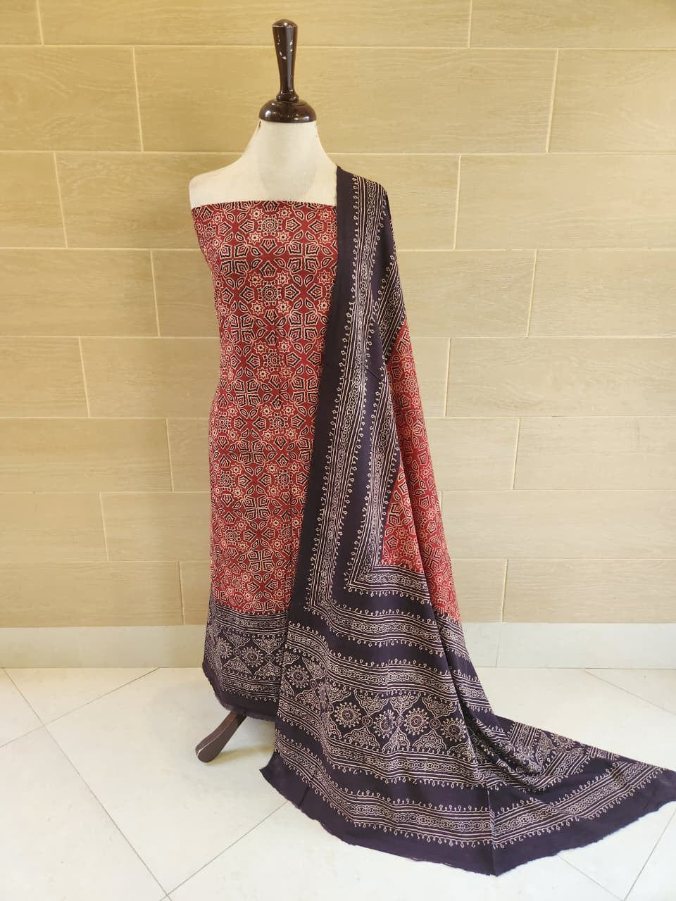 Lawn Natural Dyed shirt and dupatta
