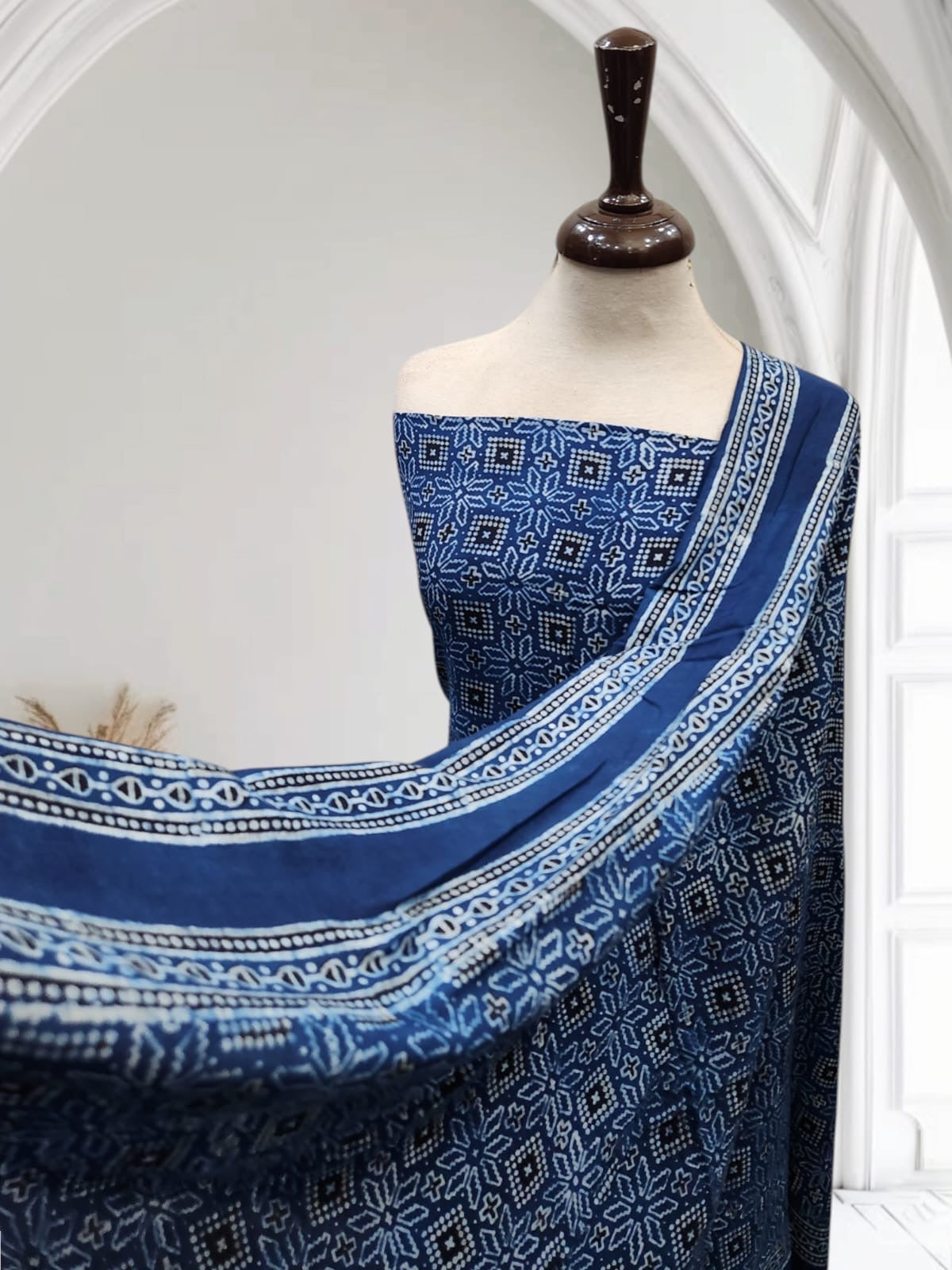 Sale on Linen Natural Dyed 2pc shirt and dupatta