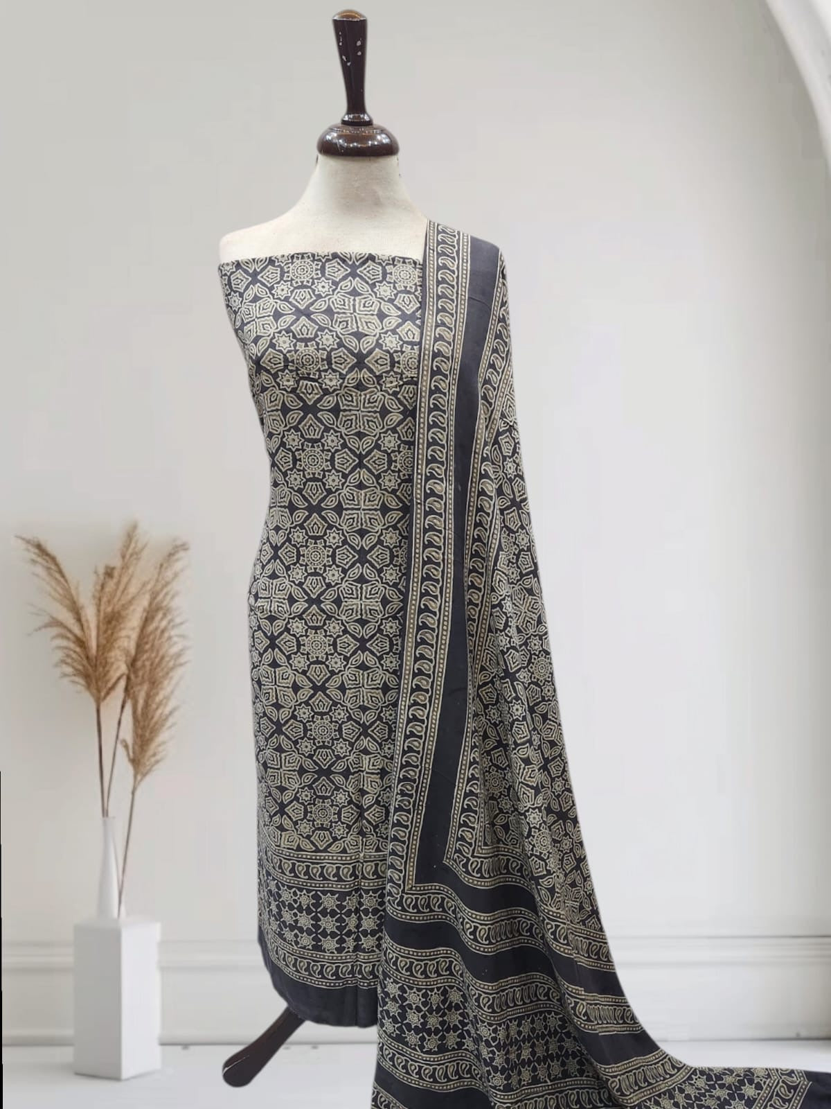 Natural dyed linen 2pc