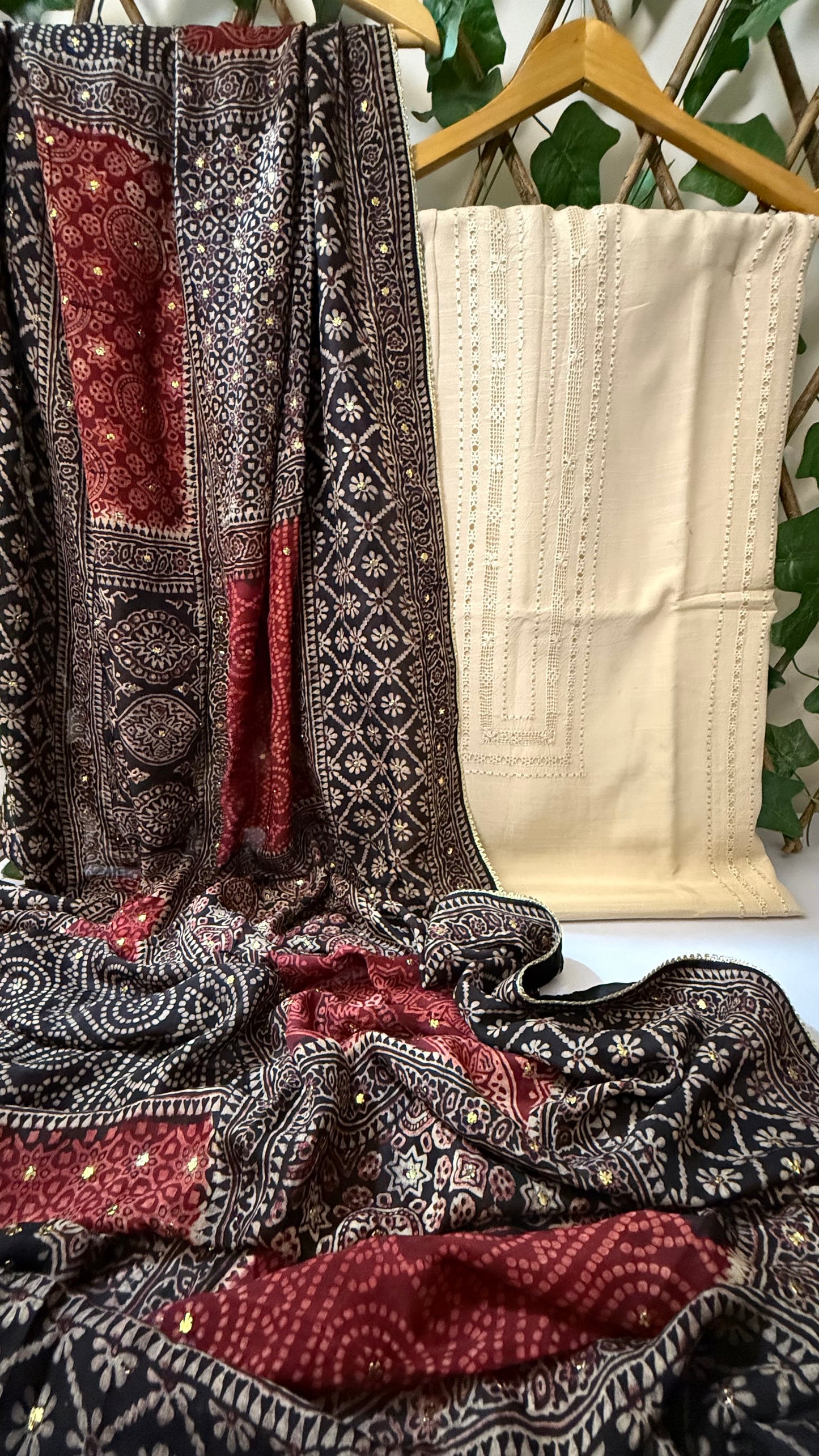 Raw silk with medium silk advance payment